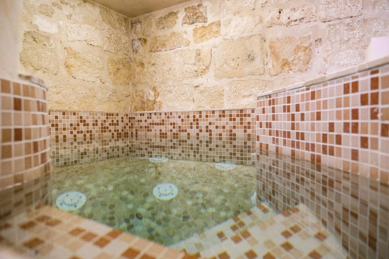 Al Chiasso 12 Bed & Breakfast Monopoli Exterior photo