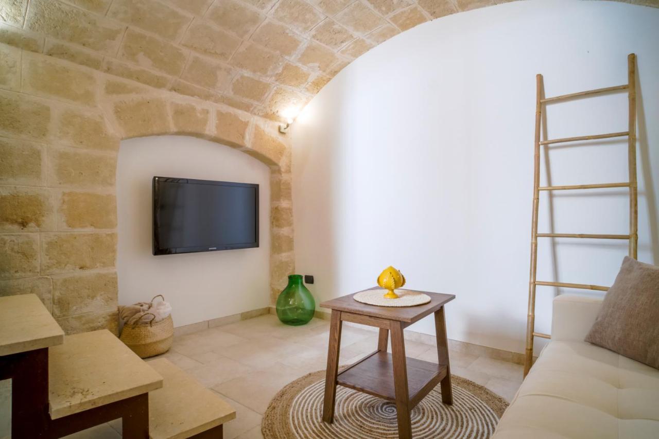 Al Chiasso 12 Bed & Breakfast Monopoli Exterior photo