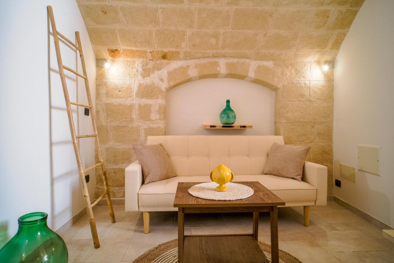 Al Chiasso 12 Bed & Breakfast Monopoli Exterior photo