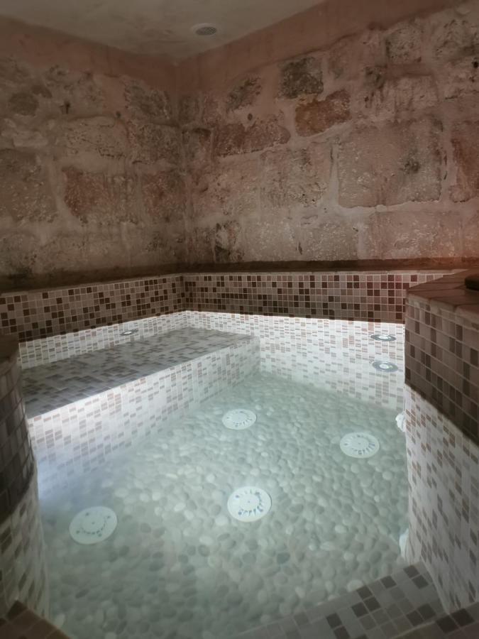 Al Chiasso 12 Bed & Breakfast Monopoli Exterior photo